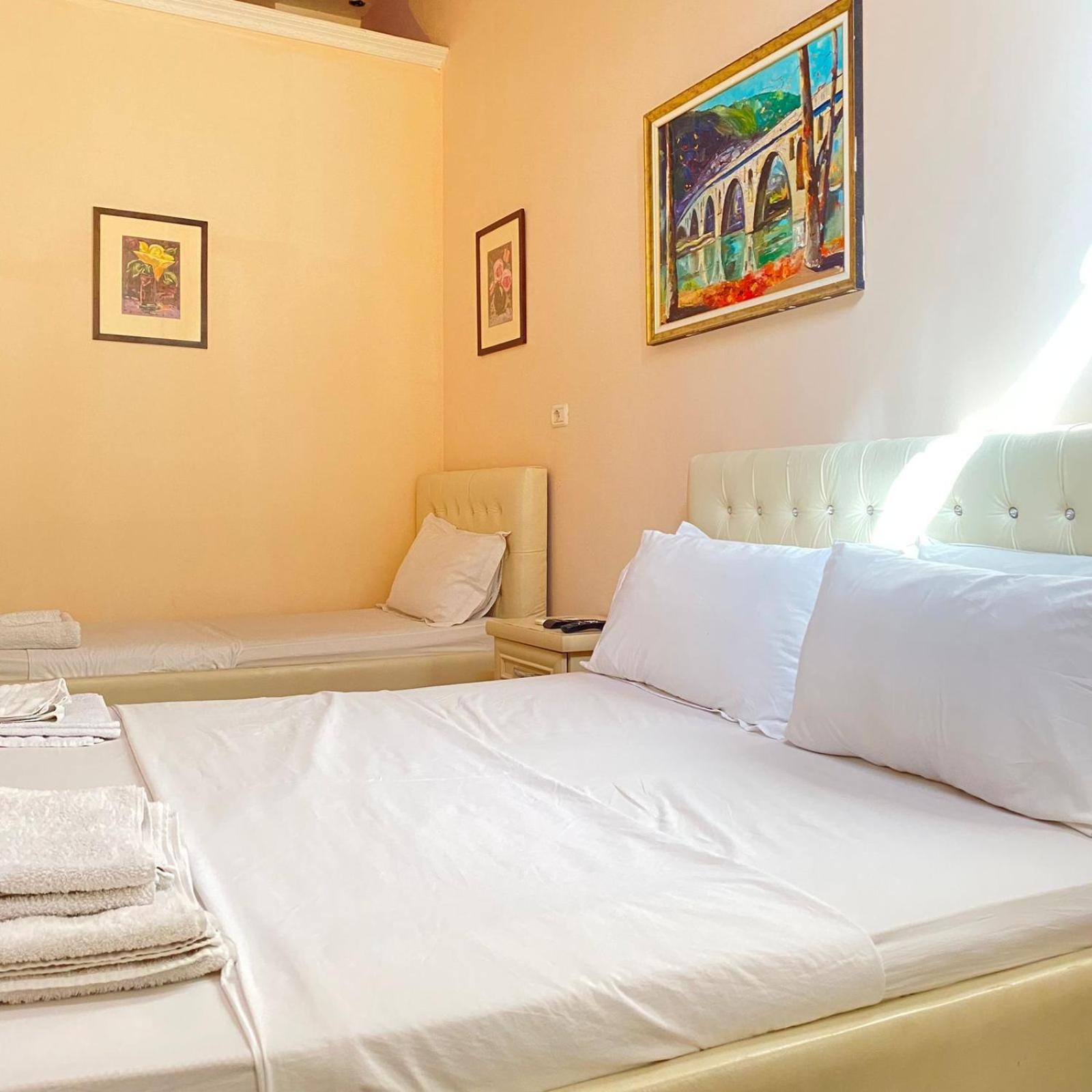 Hotel Pasarela Берат Экстерьер фото