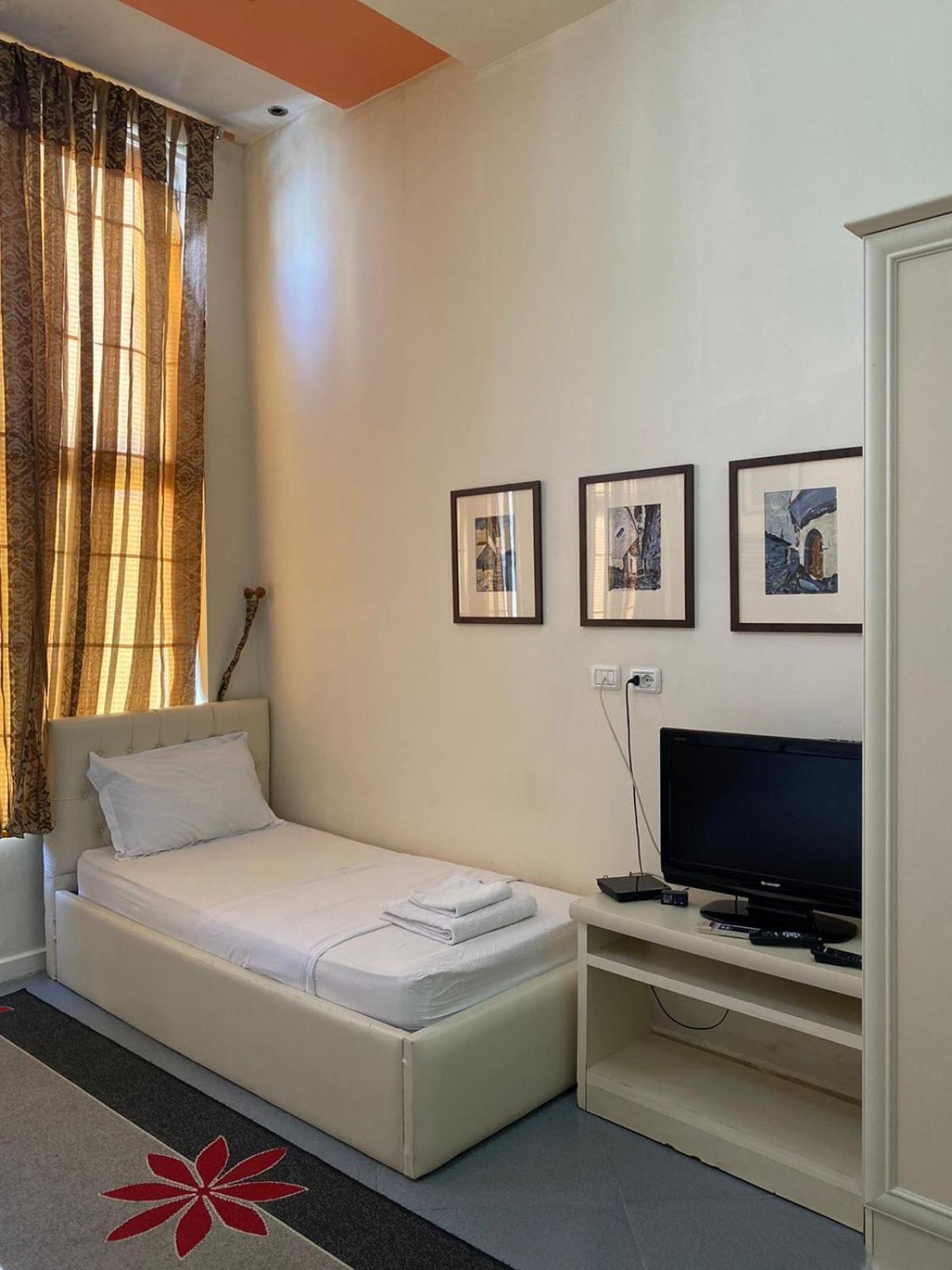 Hotel Pasarela Берат Экстерьер фото